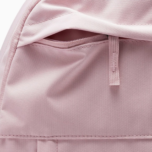 πΈ NIKE Backpack School Gym Bag NWT Baby Pink - Picture 9 of 11